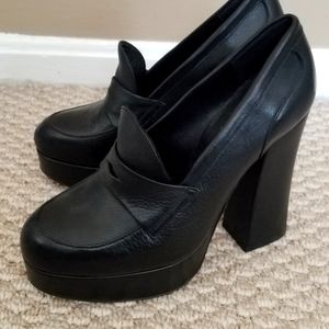 Shelly's Platform Penny loafer